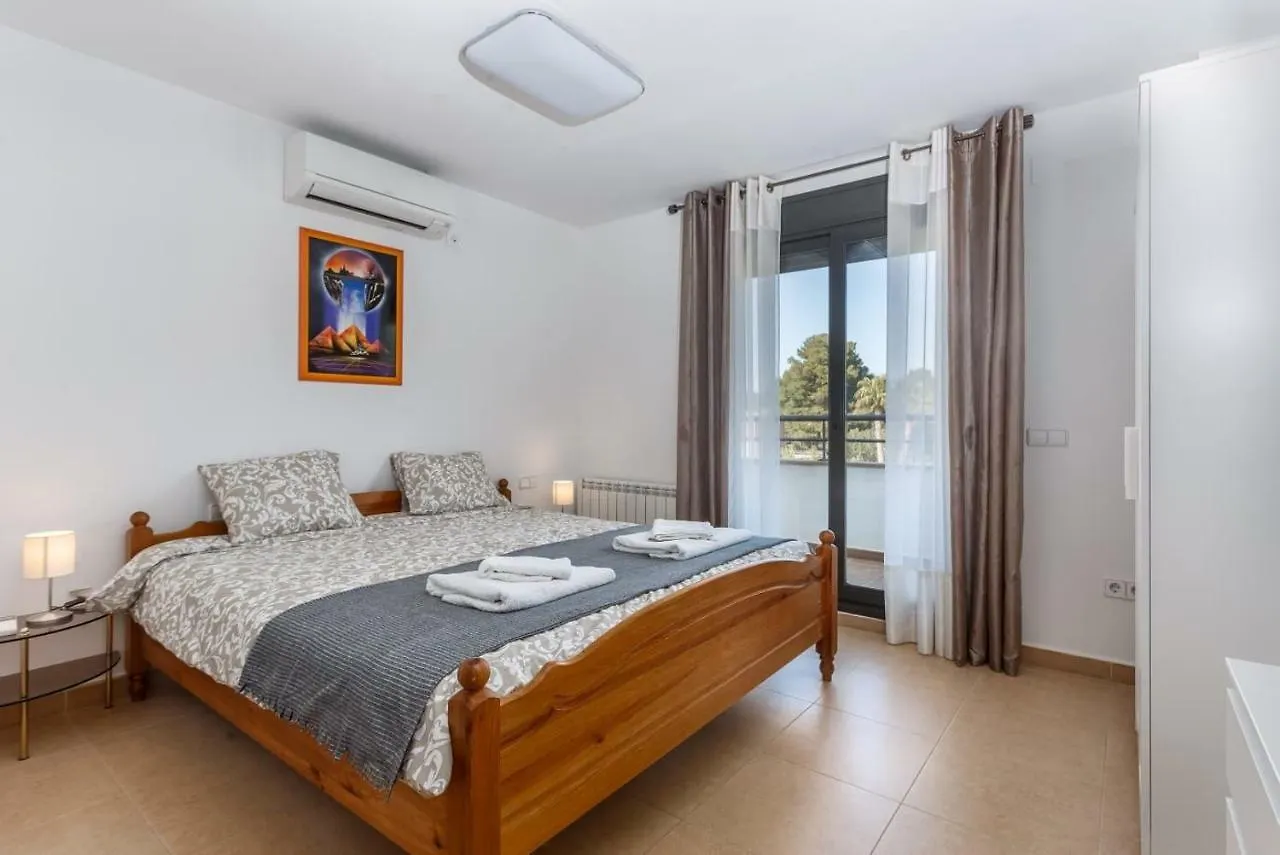 Luxury Villa Near The Sea سان أنتوني دي كالونخي إسبانيا
